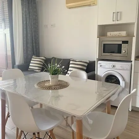 Playa Cerca, Wifi Gratis - Centrico Y Renovado * Guia de Isora (Tenerife)
